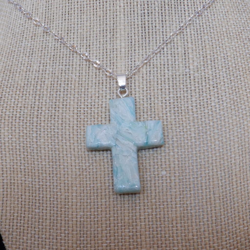 Blue/White Marbled Cross Pendant Chain B