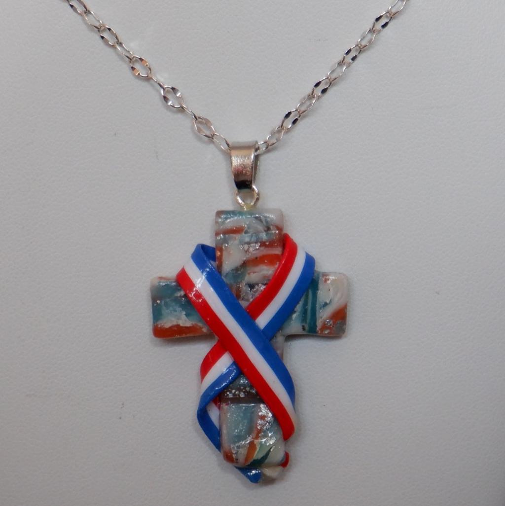 Oh, American! Cross Pendant Chain A